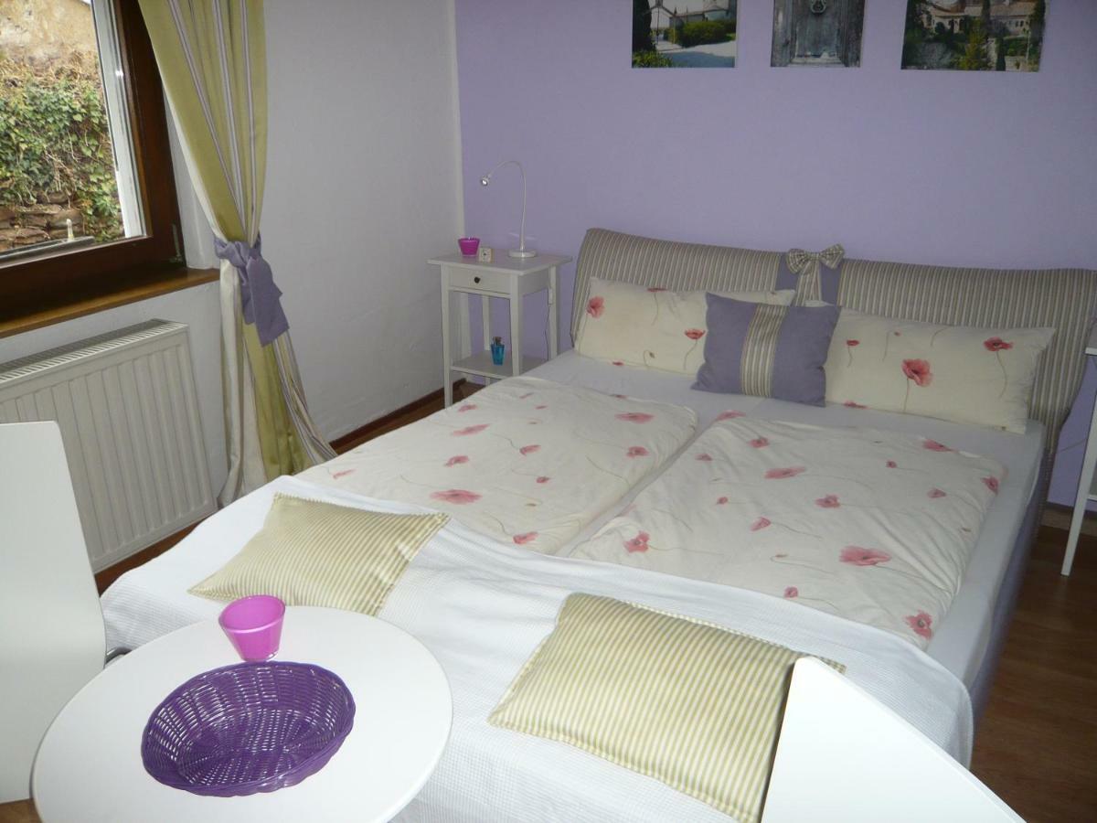 Pension Am Weinberg Мезених Экстерьер фото